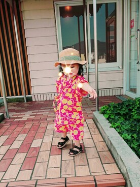 「abcd（ナシ）のアイテム（ハット、ベージュ系）」を使った、Mi-manさん（キッズ・90cm）の夏コーディネート