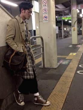 「URBAN RESEARCH ROSSO WOMEN（アーバンリサーチ　ロッソ）のアイテム（ステンカラーコート）」を使った、T.Daichi さん（メンズ・180cm）の冬コーディネート
