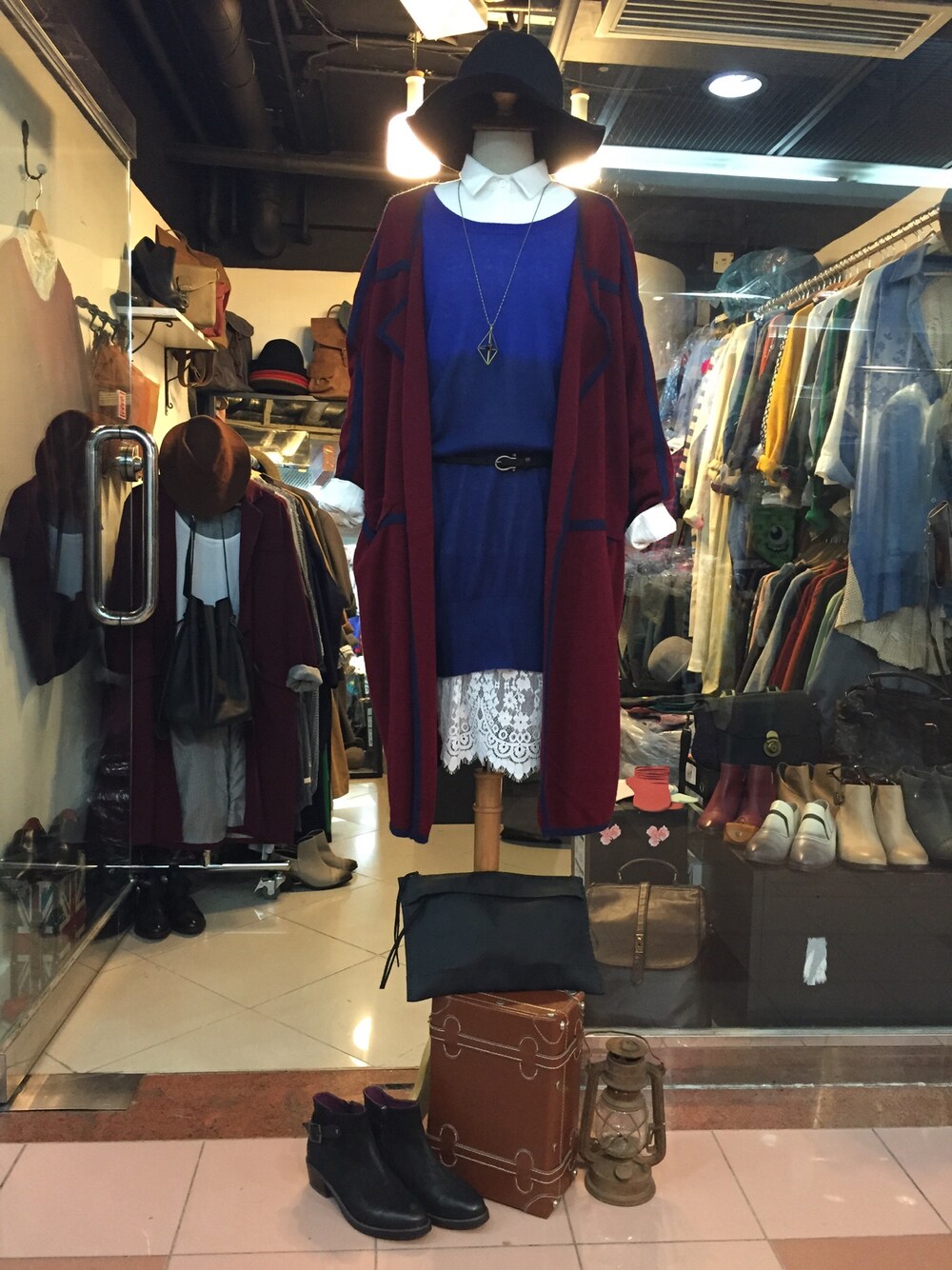 「underlineのアイテム（つなぎ/オールインワン、ホワイト系）」を使った、Underline さん（レディース・159cm）の秋コーディネートの1枚目の写真