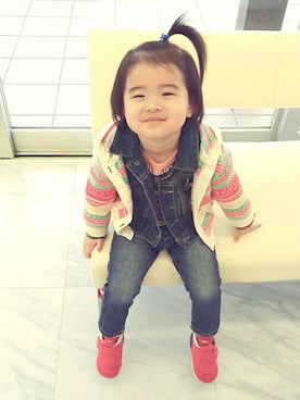 「GAP（ギャップ）のアイテム（デニムパンツ、ブルー系）」を使った、てとらさん（レディース・160cm）の冬コーディネート