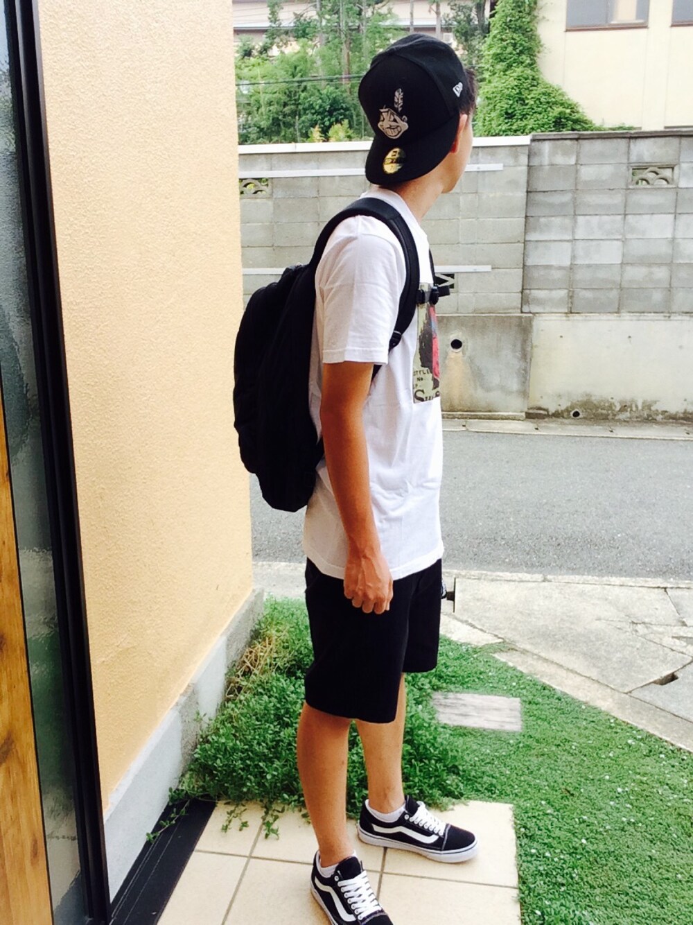 「old skool、supreme、15SS、somegirls」｜「Supreme のアイテム（Tシャツ/カットソー、ホワイト系）」を使った、しおたさん（メンズ・168cm）の夏コーディネートの1枚目の写真