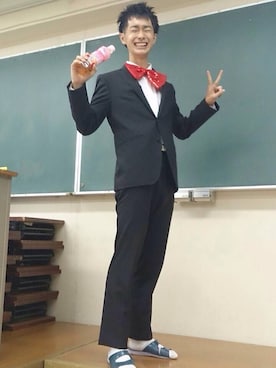「アイテム（蝶ネクタイ）」を使った、ゆうき。さん（メンズ・178cm・20代）の秋コーディネート