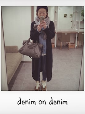 「デニム オン デニム」｜「アイテム（ハンドバッグ）」を使った、くぼたはるかさん（レディース・158cm）の冬コーディネート