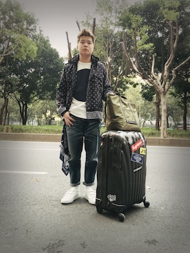 「fragment design（フラグメントデザイン）のアイテム（パンツ）」を使った、HANSONさん（メンズ・176cm）の春コーディネート