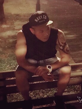 「NAVY（ネイビー）のアイテム（帽子）」を使った、熊子鳴さん（メンズ・175cm）の秋コーディネート