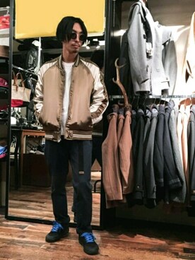 「GGD（ジージーディー）のアイテム（スタジャン）」を使った、GGD町田店さん（メンズ・172cm）の秋コーディネート