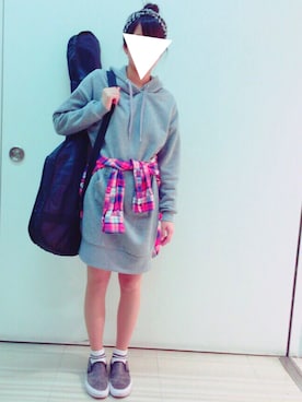 「スウェット×シャツ」｜あおいさん（レディース・155cm）の冬コーディネート