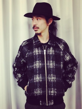 「Maison Kitsune（メゾンキツネ）のアイテム（ブルゾン）」を使った、TAKUMA FUJIMOTO さん（メンズ・175cm）の秋コーディネート