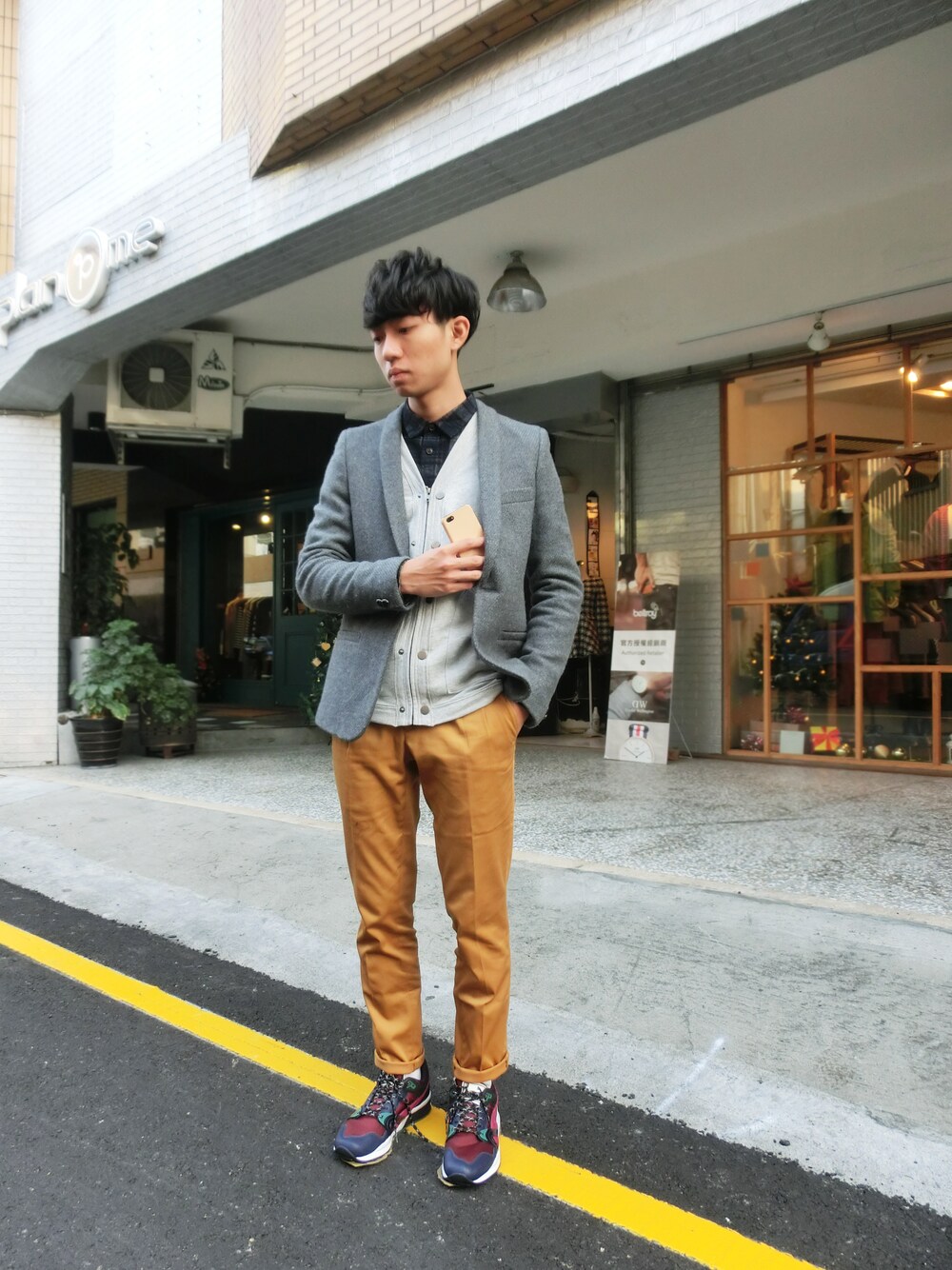 「PUMA、plain-me、Revo、alto」｜「plain-meの經典毛料圍巾領單釦西裝外套（その他、その他）」を使った、plain-me_tnさん（メンズ・175cm）の冬コーディネートの1枚目の写真