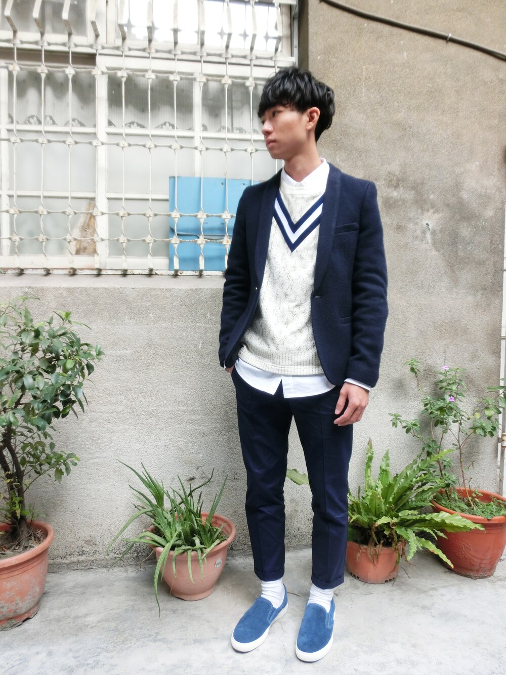 「plain-me、Tainan」｜「plain-meの軟呢織紋圍巾領單釦西裝外套（その他、その他）」を使った、plain-me_tnさん（メンズ・173cm）の冬コーディネートの1枚目の写真
