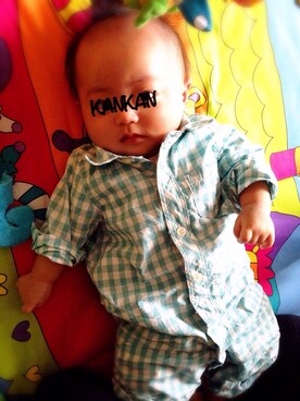 「アイテム（ママ＆ベビー、グリーン系）」を使った、KANKANさん（キッズ・70cm）の春コーディネート