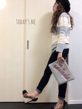 「アイテム（クラッチバッグ、グレー系）」を使った、asmさん（レディース・161cm）の冬コーディネート