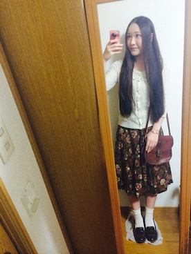 西 彩さんのコーディネート