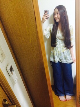 西 彩さんのコーディネート