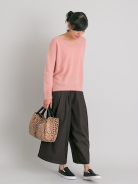 「グレーパンツ」｜☆シルビ☆さん（レディース・168cm）の秋コーディネート