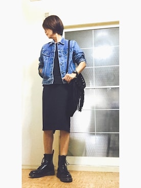 「Dr. Martens（ドクターマーチン）のアイテム（ブーツ、ブラック系）」を使った、ミイさん（レディース・158cm）の秋コーディネート
