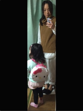 「e.a.B（エーアーベー）のアイテム（トップス）」を使った、志織さん（レディース・154cm）の春コーディネート