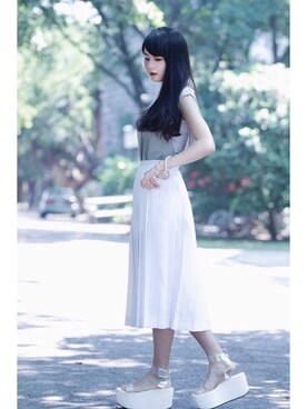 「UNIF（ユニフ）のアイテム（サンダル）」を使った、colossalさん（レディース・160cm）の夏コーディネート