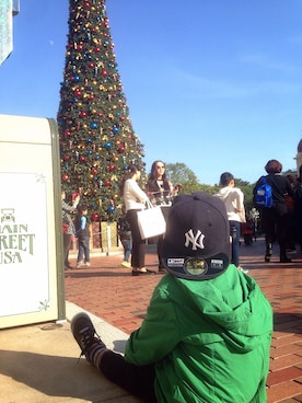 「アイテム（ナイロンジャケット、グリーン系）」を使った、coffeeさん（キッズ・100cm）の冬コーディネート