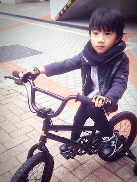 「アイテム（ライダースジャケット）」を使った、coffeeさん（キッズ・100cm）の冬コーディネート