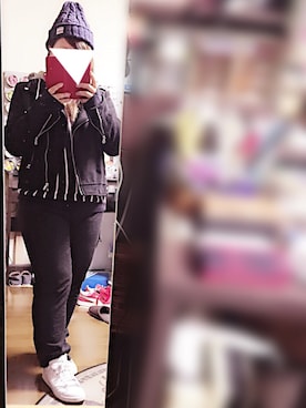 「adidas（アディダス）のアイテム（スニーカー、ホワイト系）」を使った、GUPPYさん（レディース・155cm）の秋コーディネート