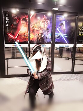 「STUSSY（ステューシー）のアイテム（ニットキャップ/ビーニー、ブラック系）」を使った、GUPPYさん（レディース・155cm）の冬コーディネート