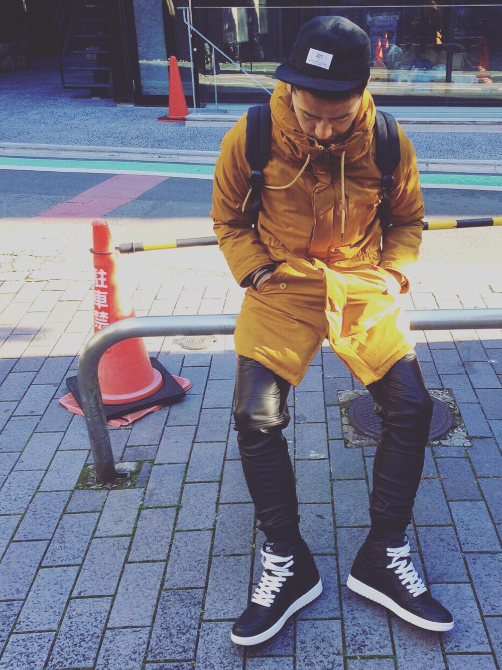 「AIR JORDAN、原宿、airjordan」｜「susのアイテム（モッズコート、オレンジ系）」を使った、kenny0804さん（メンズ・173cm）の冬コーディネートの1枚目の写真
