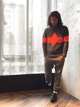 「DIESEL（ディーゼル）のアイテム（ニット/セーター、グレー系）」を使った、Yamadamotoki1さん（メンズ・177cm）の夏コーディネート