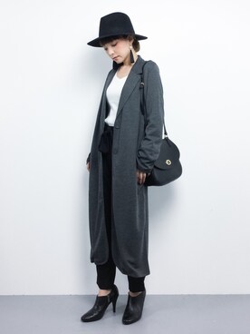 「MAURIZIO TAIUTI（マウリツィオタユーティ）のアイテム」を使った、ayumi  sato さん（レディース・155cm）の秋コーディネート