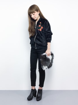 「ファークラッチ」｜「アイテム（ブルゾン）」を使った、ayumi  sato さん（レディース・155cm）の秋コーディネート