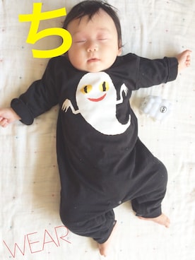 「アイテム（ロンパース、ブラック系）」を使った、cheetaさん（キッズ・70cm）の春コーディネート