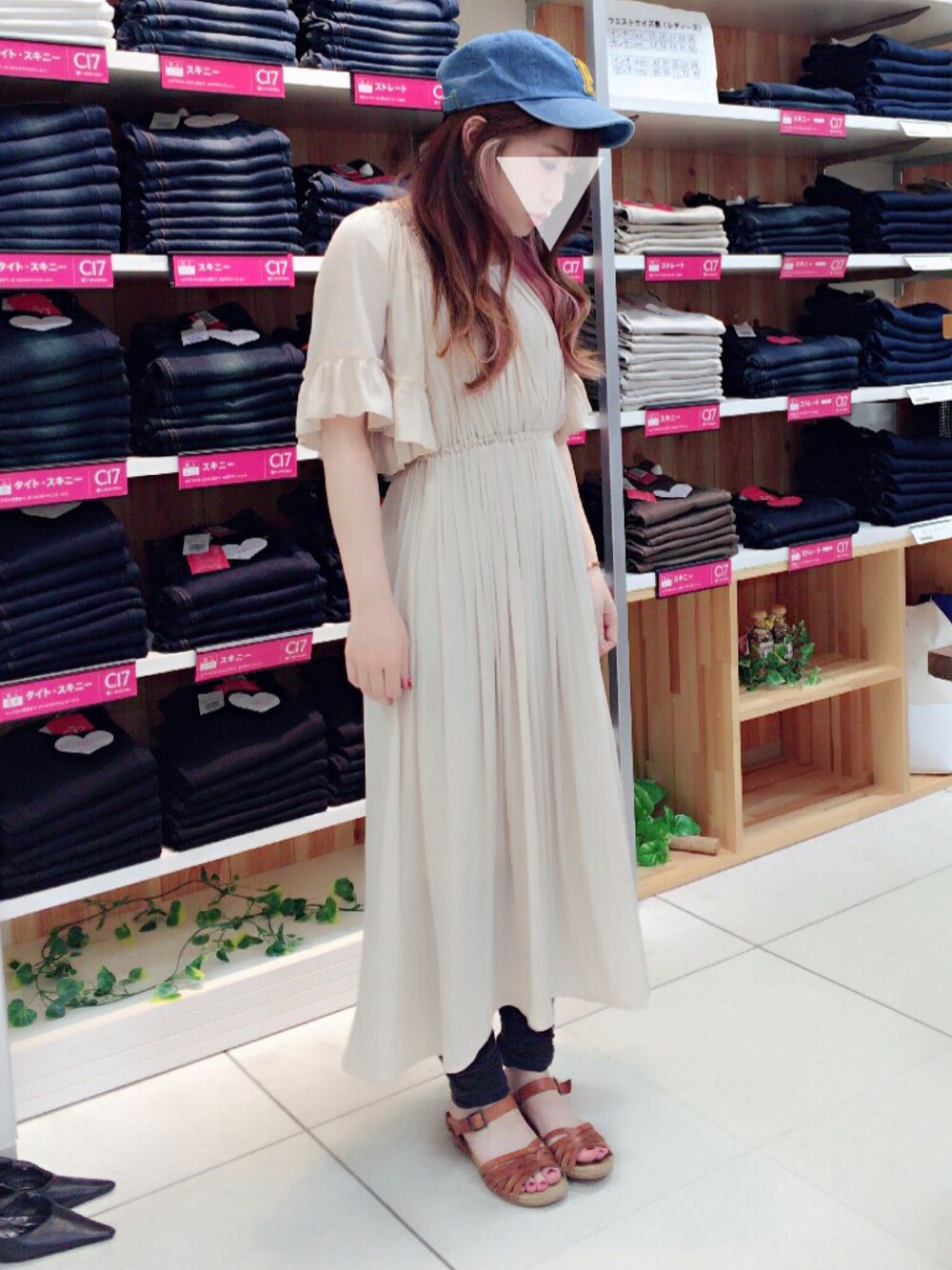 「ワンピース、キャップ、ガイモ、ファルケ」｜「no brandのアイテム（キャップ、ブルー系）」を使った、MIRUさん（レディース・148cm）の夏コーディネートの1枚目の写真