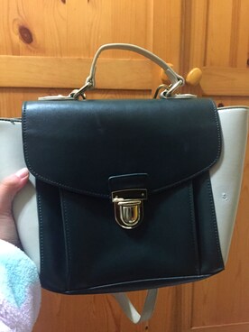 「iT（イット）のアイテム（バッグ）」を使った、mallikajasmineさん（レディース・165cm）の冬コーディネート