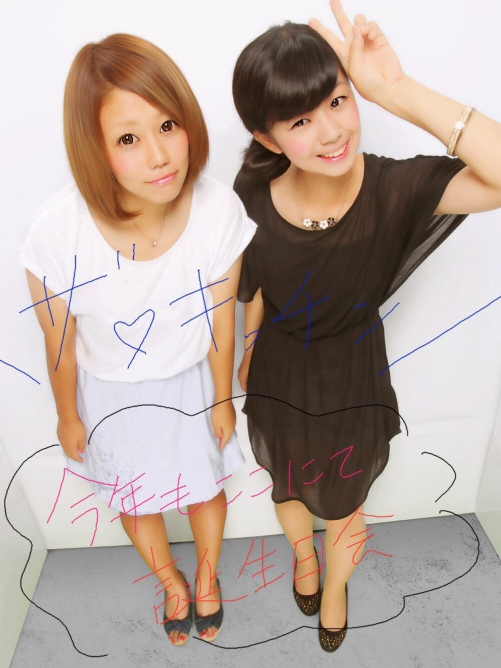 「H&Mのアイテム（ドレス、ブラック系）」を使った、makoooさん（レディース・164cm）の秋コーディネートの1枚目の写真