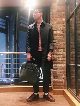 「Paraboot」｜「アイテム（トレンチコート）」を使った、Kinam Kimさん（メンズ・183cm）の春コーディネート