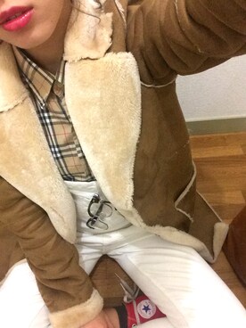 「Rodeo Crowns（ロデオクラウンズ）のアイテム（ムートンコート）」を使った、EMILIYAHさん（レディース・157cm）の冬コーディネート