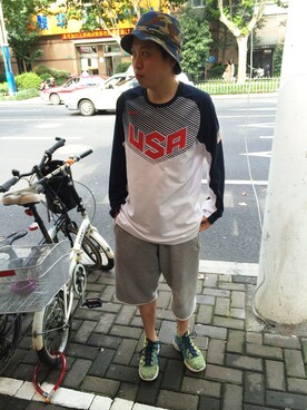 曾伯緯さんのコーディネート