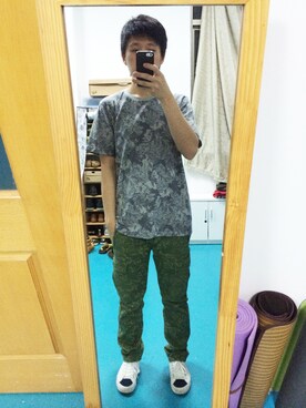 曾伯緯さんのコーディネート