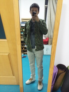 曾伯緯さんのコーディネート