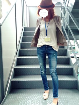 「YEVS（イーブス）のアイテム（ノーカラージャケット）」を使った、Reeeeeiさん（レディース・159cm）の冬コーディネート