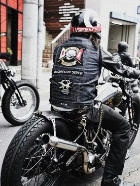 ライダースジャケットを使った バイク のメンズ人気ファッションコーディネート 髪型 ロングヘアー Wear