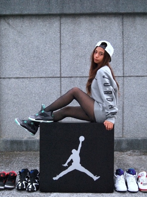 aj4 green
