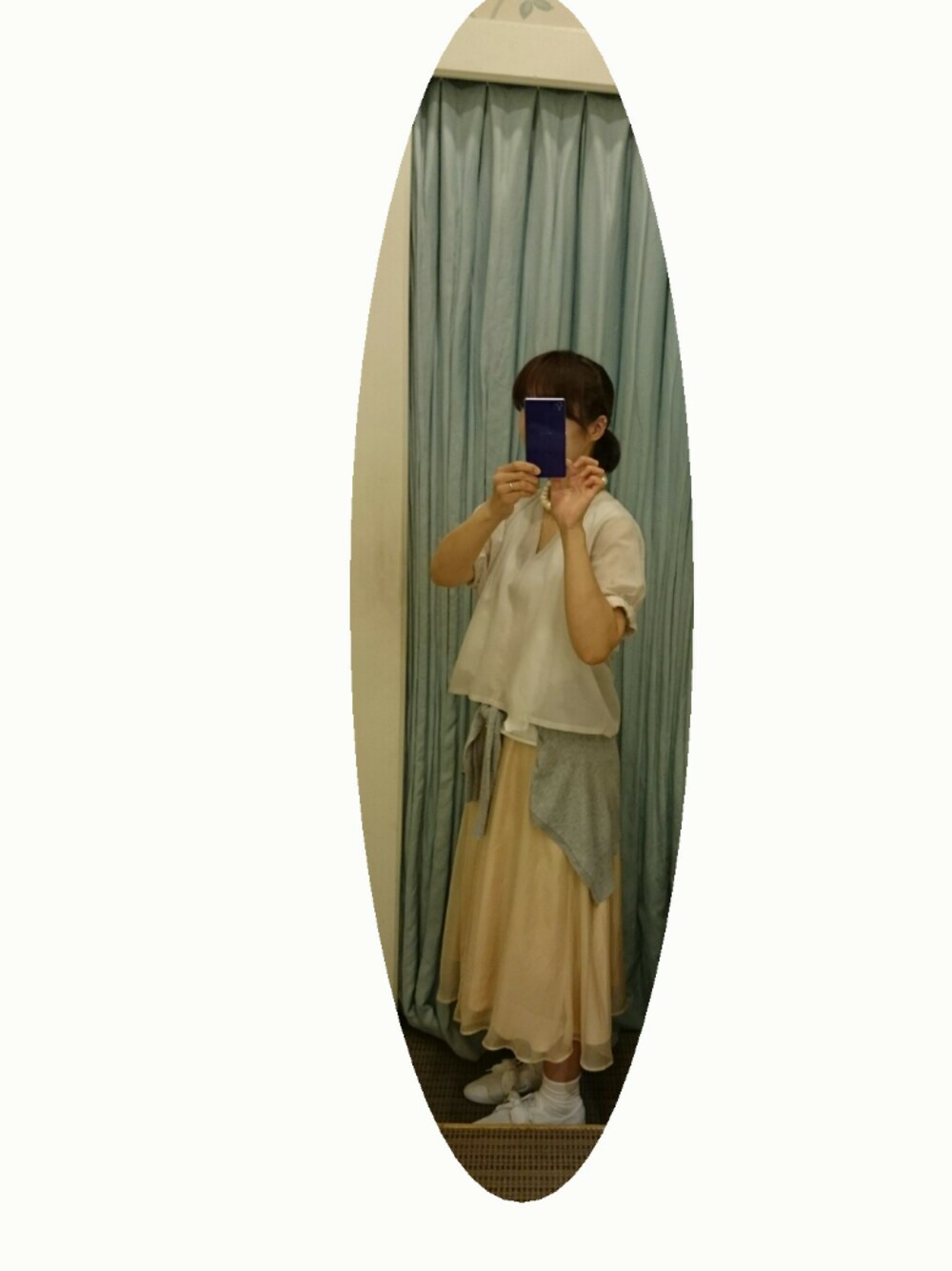 「Ray BEAMSのRay BEAMS / ニット×シフォンロング ワンピース（ワンピース、ベージュ系）」を使った、Mako-s さん（レディース・171cm）の秋コーディネートの1枚目の写真