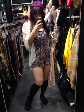 「アイテム（パンプス）」を使った、冬野二葉さん（メンズ・168cm）の春コーディネート