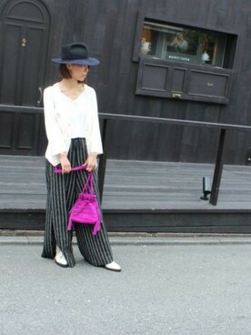 「NINE（ナイン）のアイテム（パンツ）」を使った、NINE    STAFFさん（レディース・158cm）の秋コーディネート