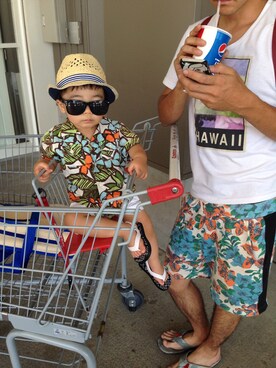 「アイテム（ビーチサンダル、ブラック系）」を使った、A♡さん（キッズ・80cm）の夏コーディネート