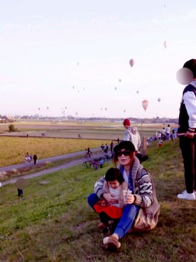 「TODAYFUL（トゥデイフル）のVintageトートバッグ（トートバッグ）」を使った、🌺はまゆう。さん（レディース・160cm）の秋コーディネート