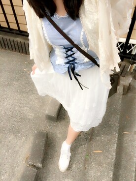 「axes femme（アクシーズファム）のアイテム（スニーカー）」を使った、希望さん（レディース・161cm）の春コーディネート