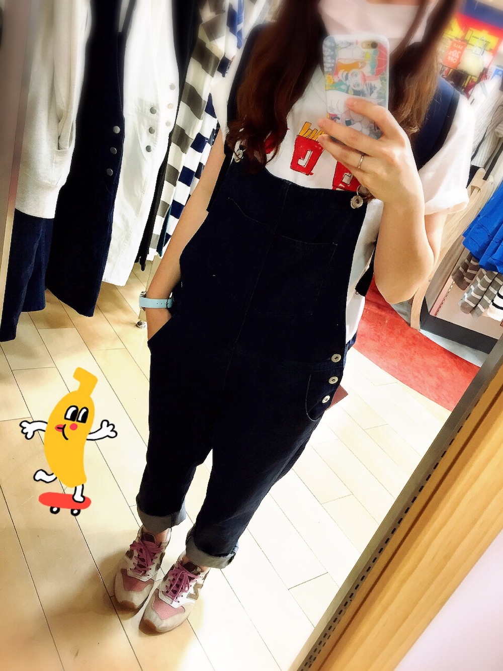 「aiko、ポテト、白Tシャツ、オーバーオール、New Balance、aikoジャンキー、ライブTシャツ、リュック」｜「RAY CASSINのオーバーオール（サロペット/オーバーオール、ブルー系）」を使った、yuk!☃さん（レディース・148cm）の春コーディネートの1枚目の写真