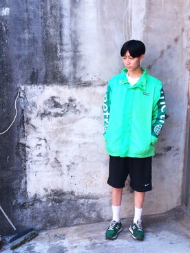 「Tシャツ×デニム」｜「アイテム（ナイロンジャケット）」を使った、ARATAさん（メンズ・168cm）の夏コーディネート